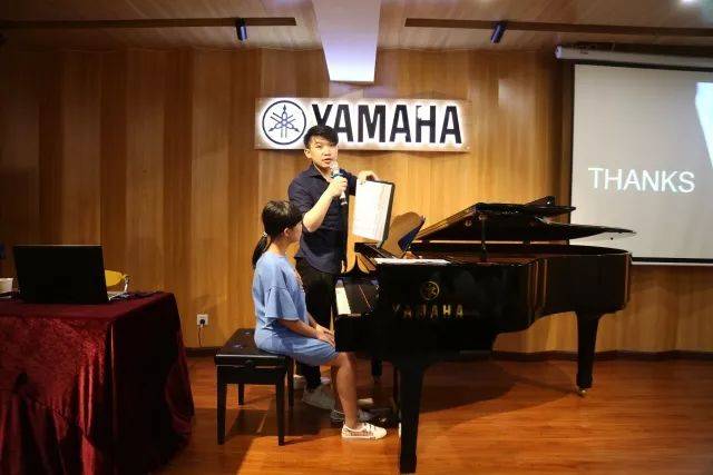 壹定发艺术家鲍释贤茂名市钢琴音乐会及大师班圆满落幕